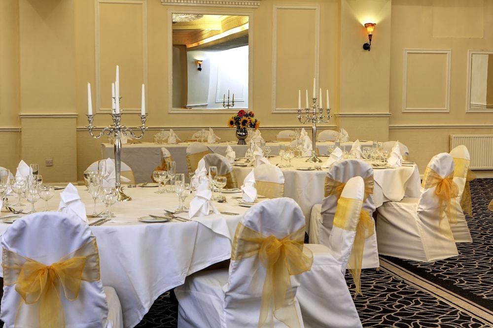 Best Western Rockingham Forest Hotel Corby Extérieur photo
