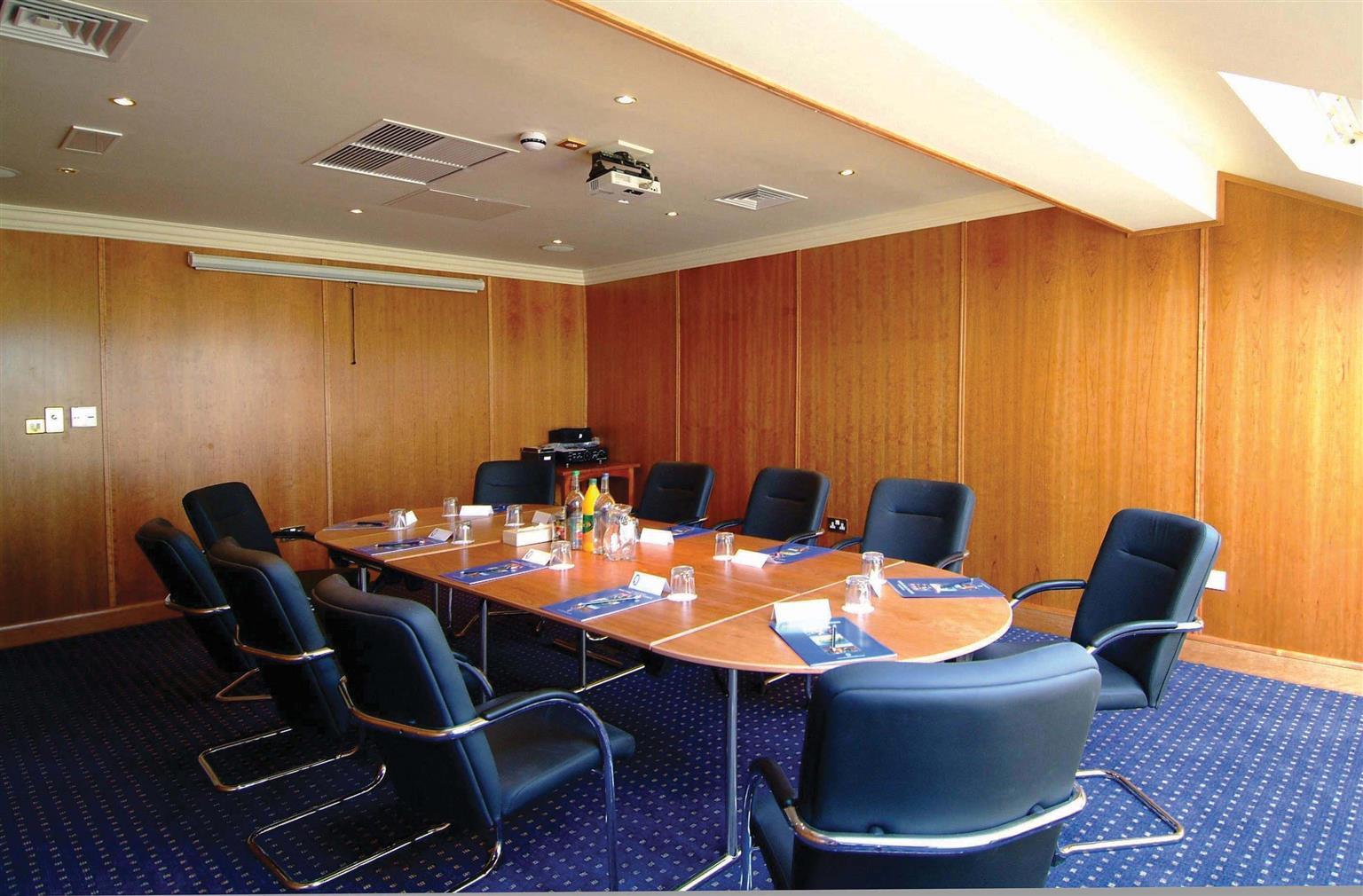 Best Western Rockingham Forest Hotel Corby Extérieur photo