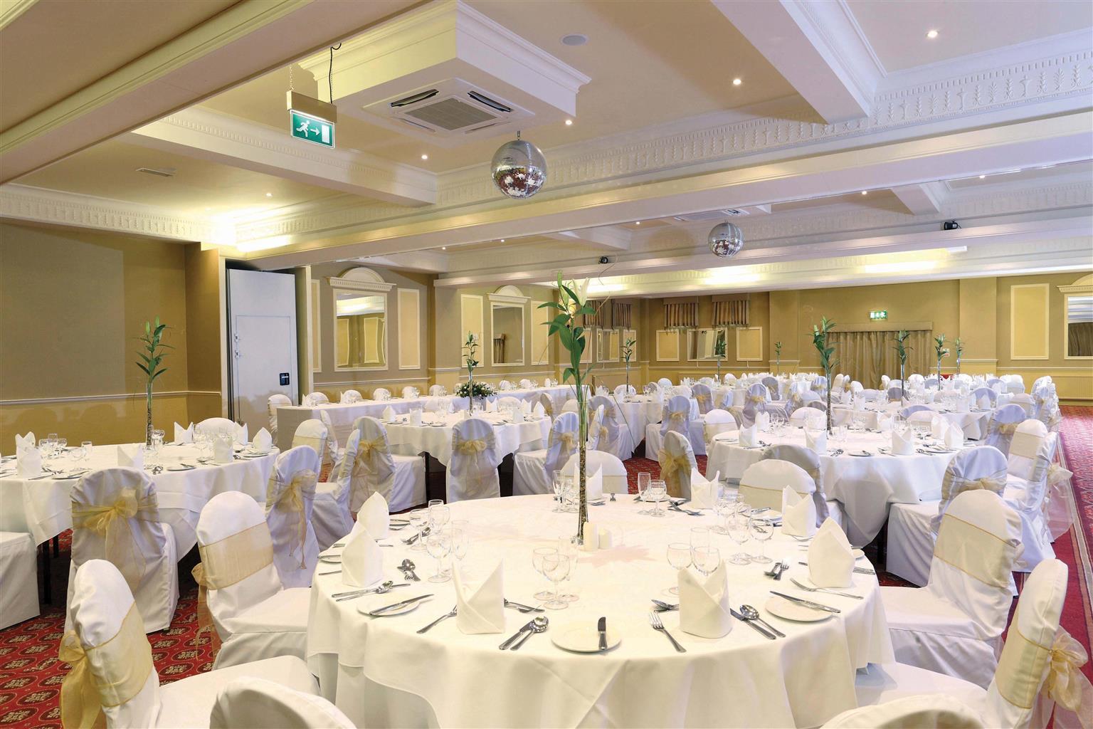 Best Western Rockingham Forest Hotel Corby Extérieur photo